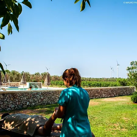 Tenuta Kyrios Con Piscina Farm stay *